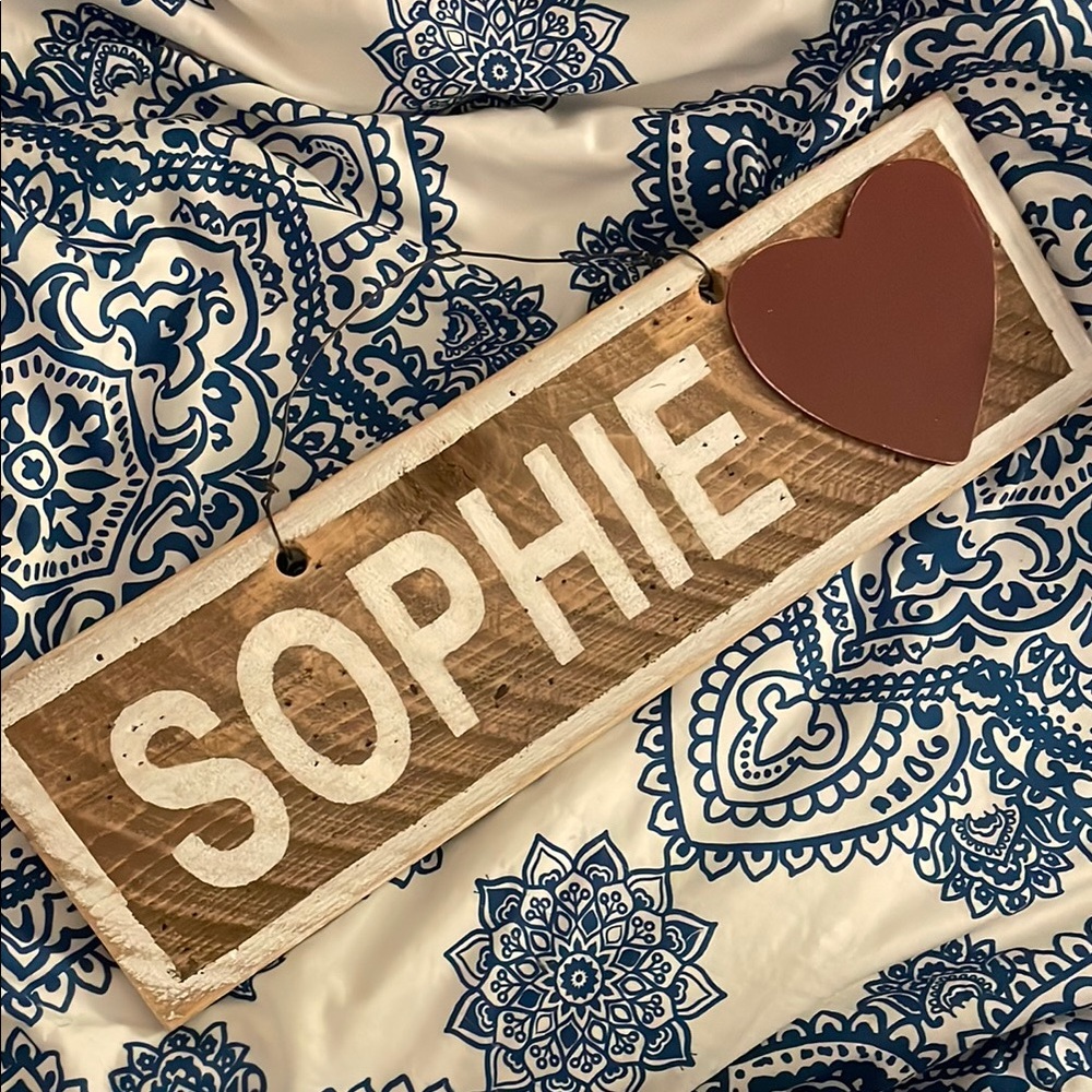Wooden 'Sophie' Sign with Heart